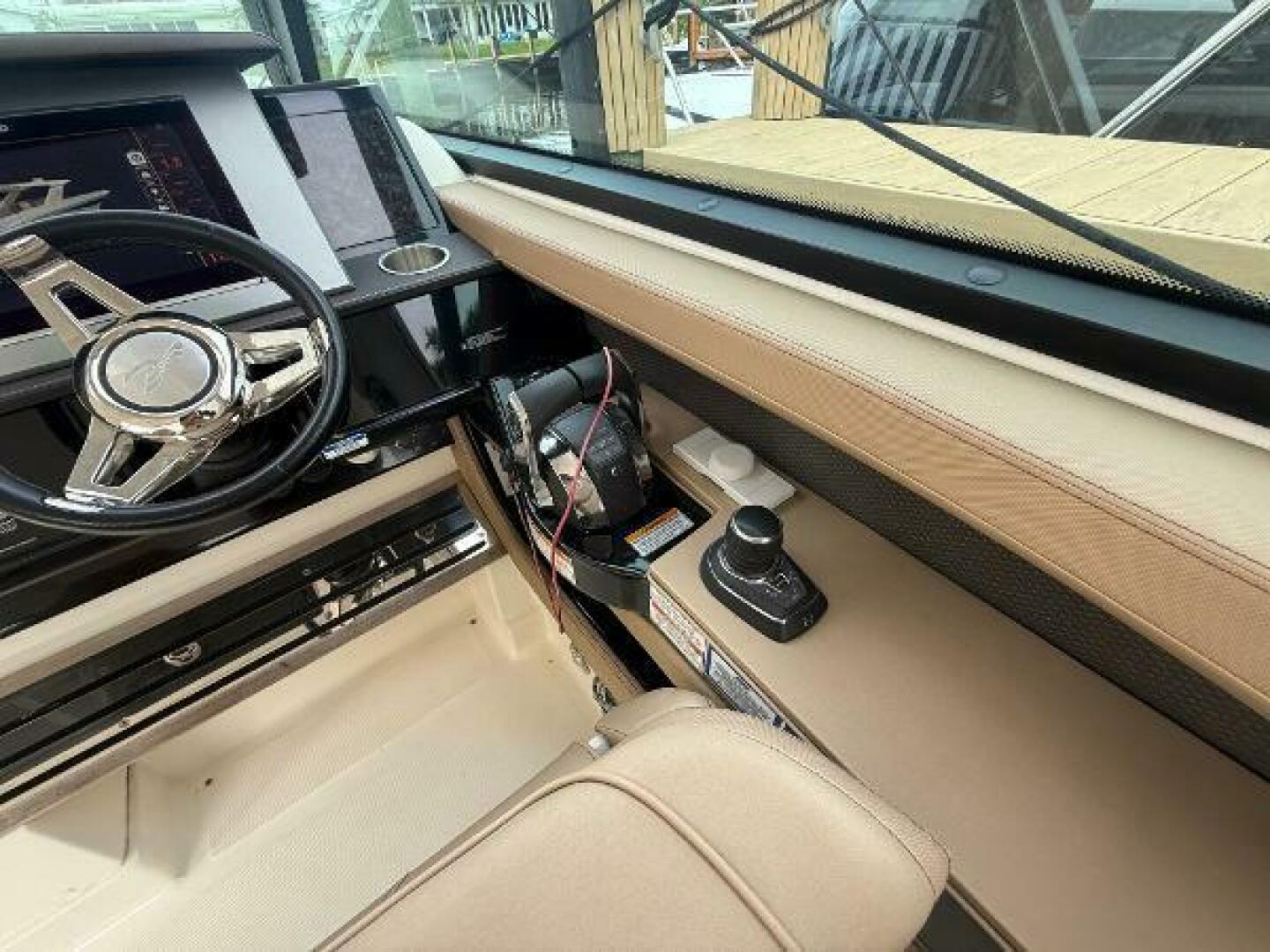 2019 Sea Ray slx 400 ob