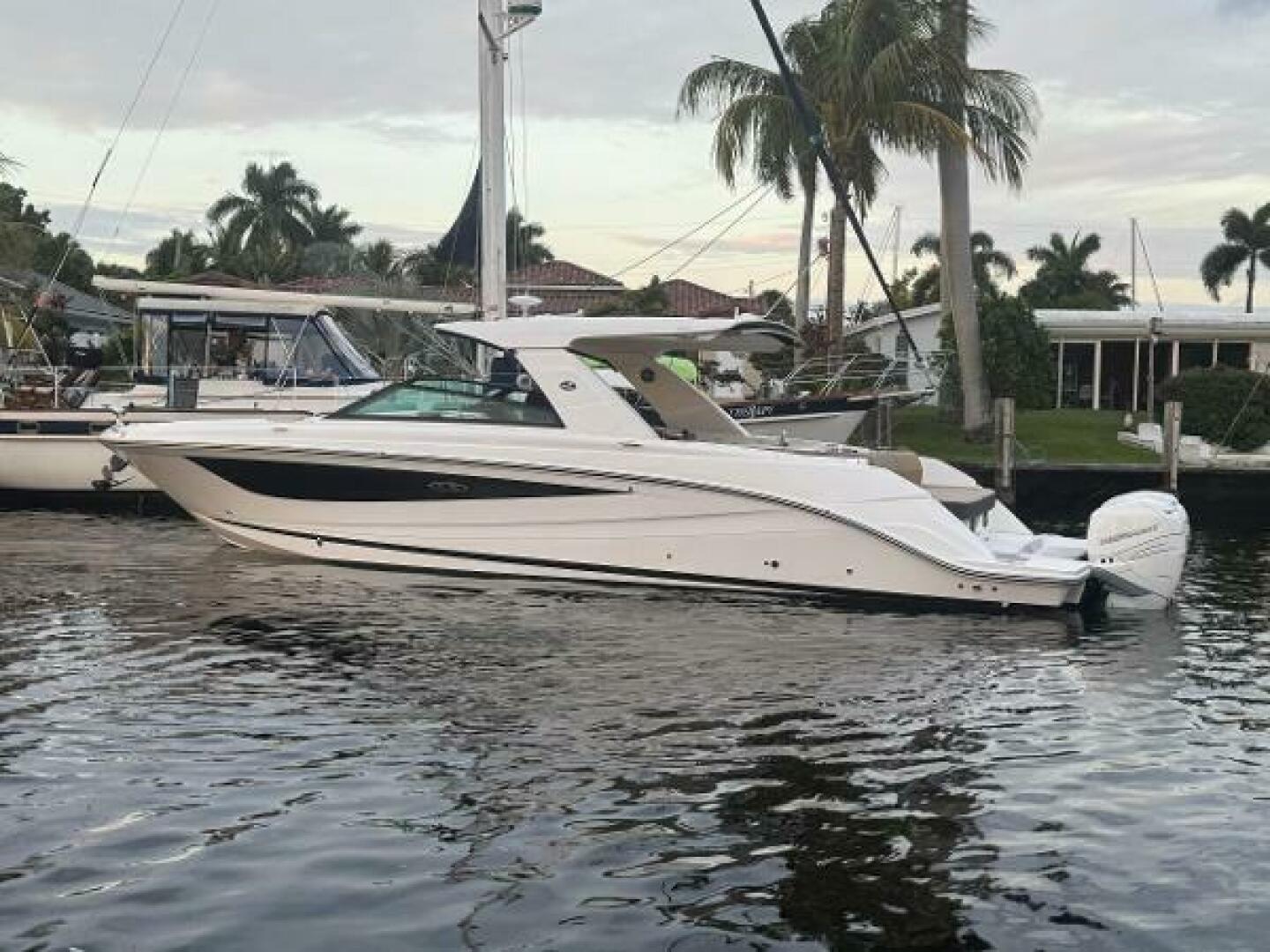 2019 Sea Ray slx 400 ob
