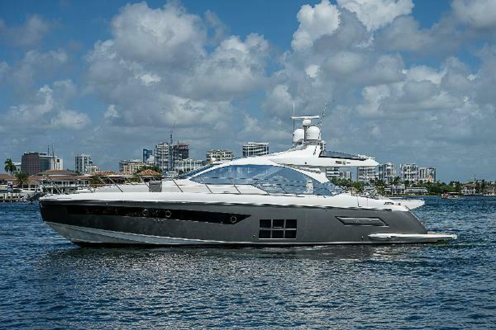 2022 Azimut s6