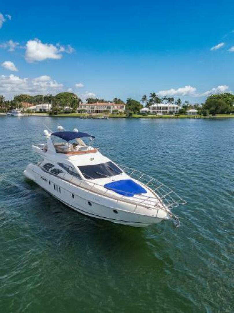 2004 Azimut 62