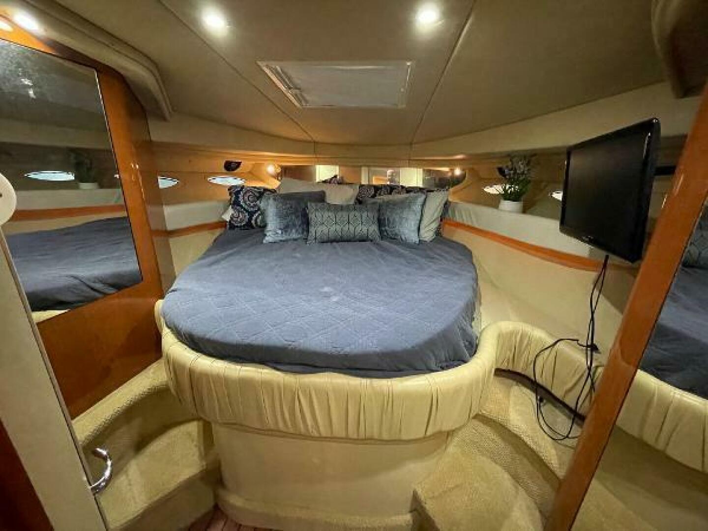 2001 Sea Ray 410 sundancer