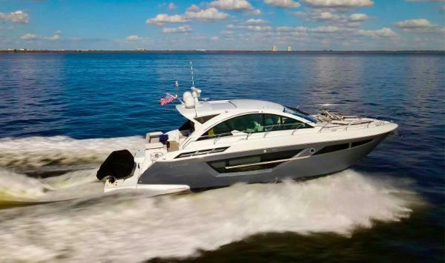 2020 Cruisers 50 cantius