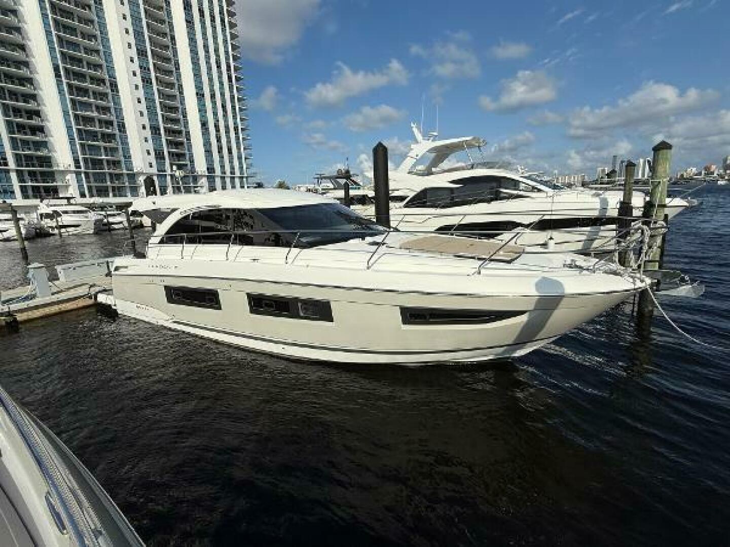 2017 Jeanneau leader 46