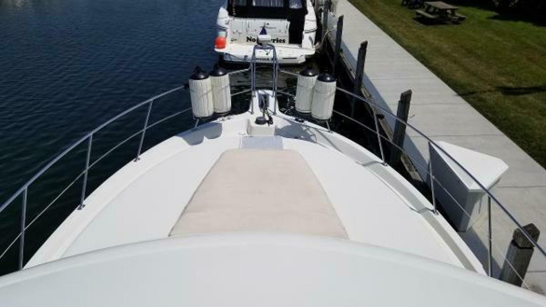 1998 Carver 445 aft cabin motor yacht
