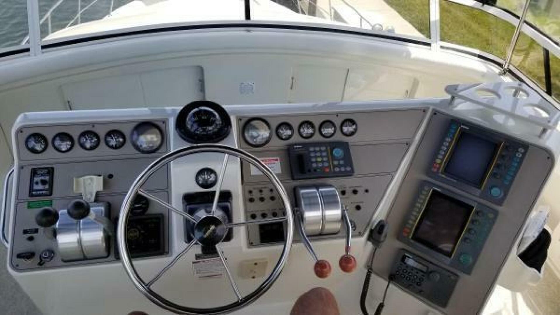 1998 Carver 445 aft cabin motor yacht