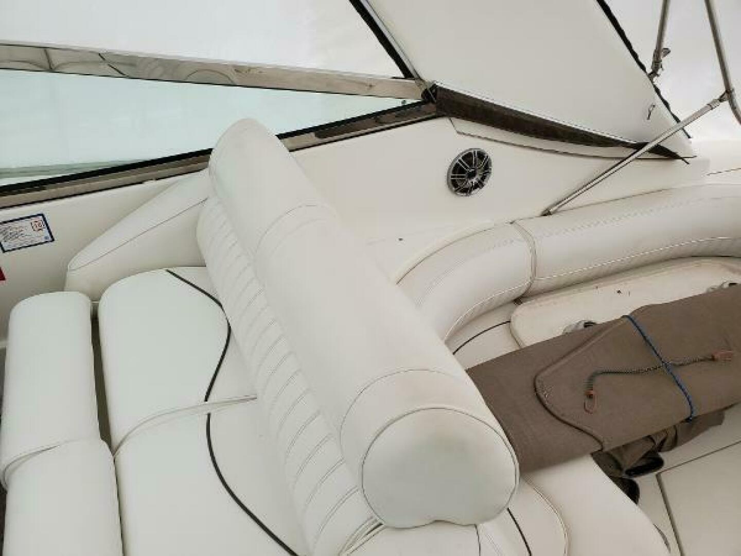 2002 Cruisers 4270 express