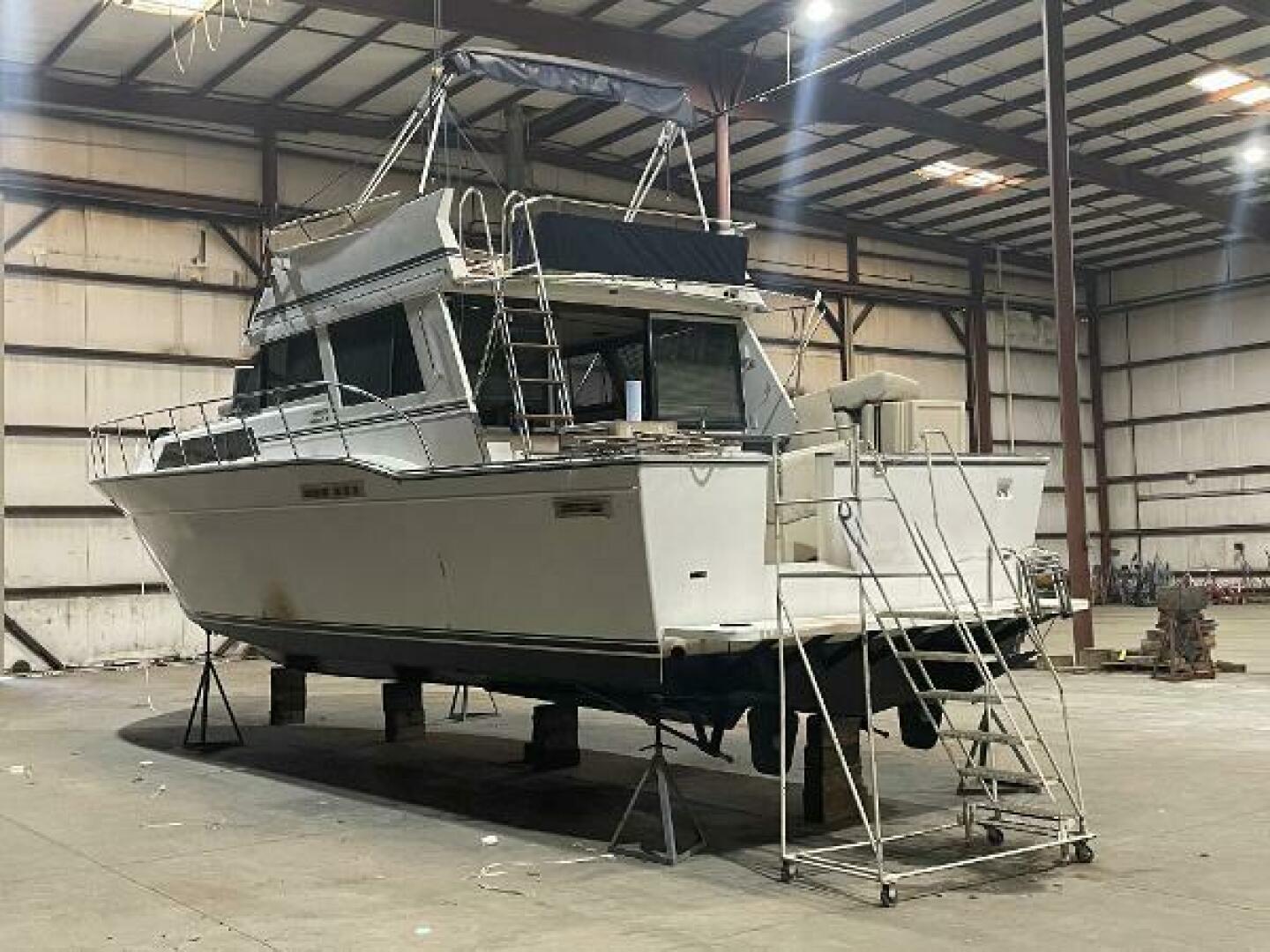 1989 Marinette 41 marquis convertible