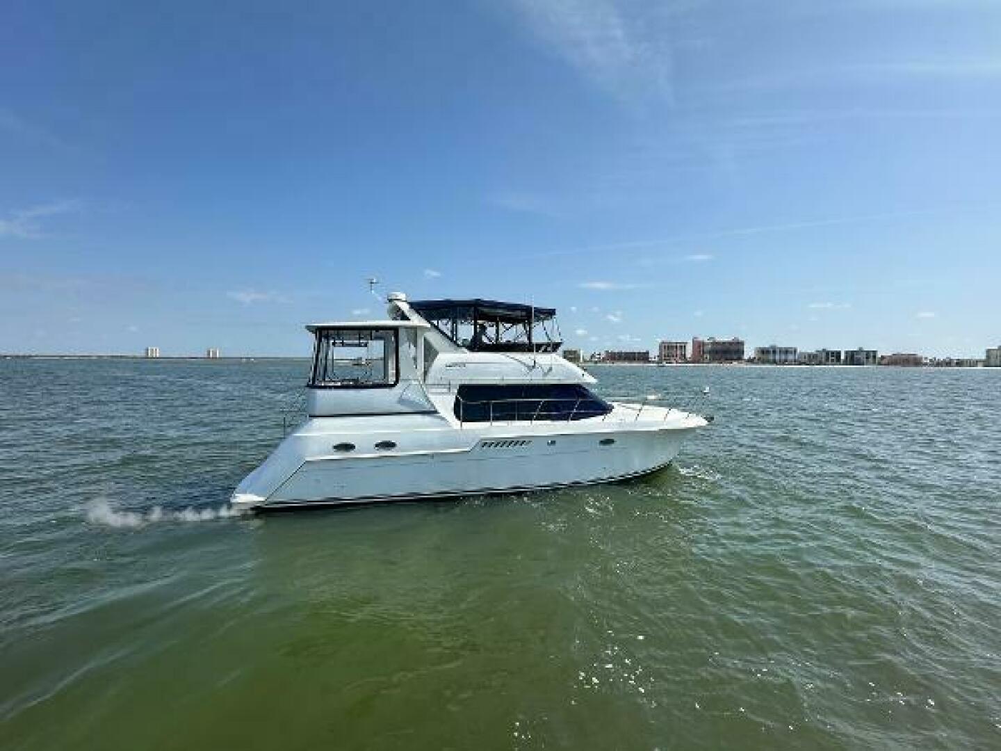 2000 Carver 406 motor yacht
