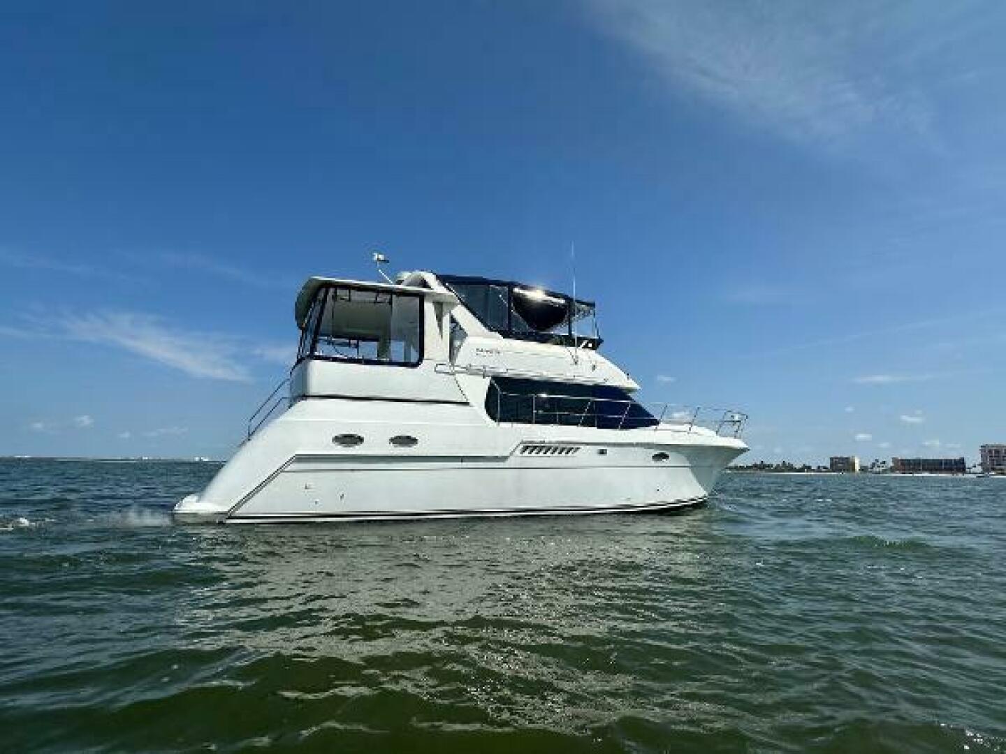 2000 Carver 406 motor yacht