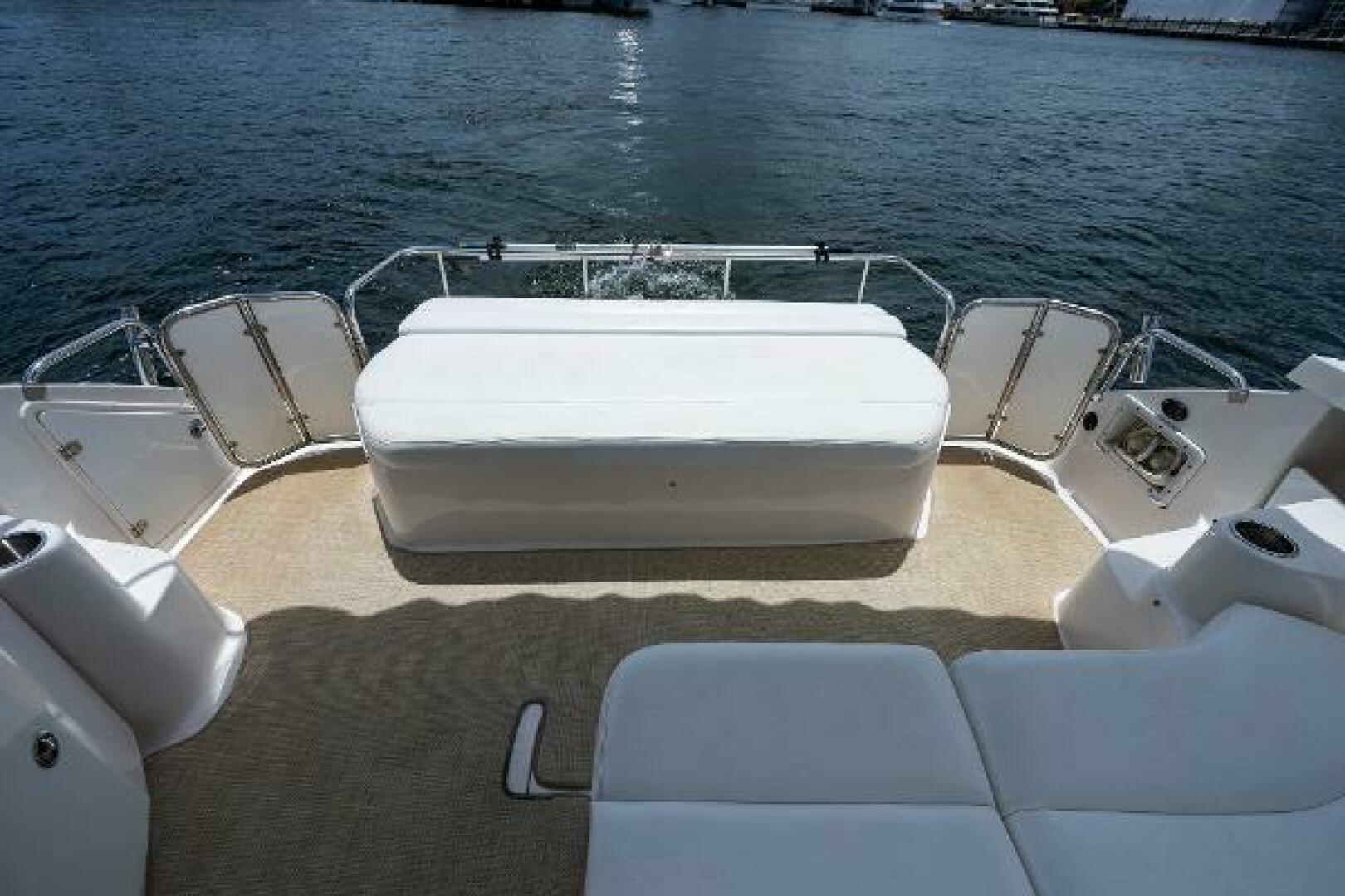 2006 Regal commodore 4460