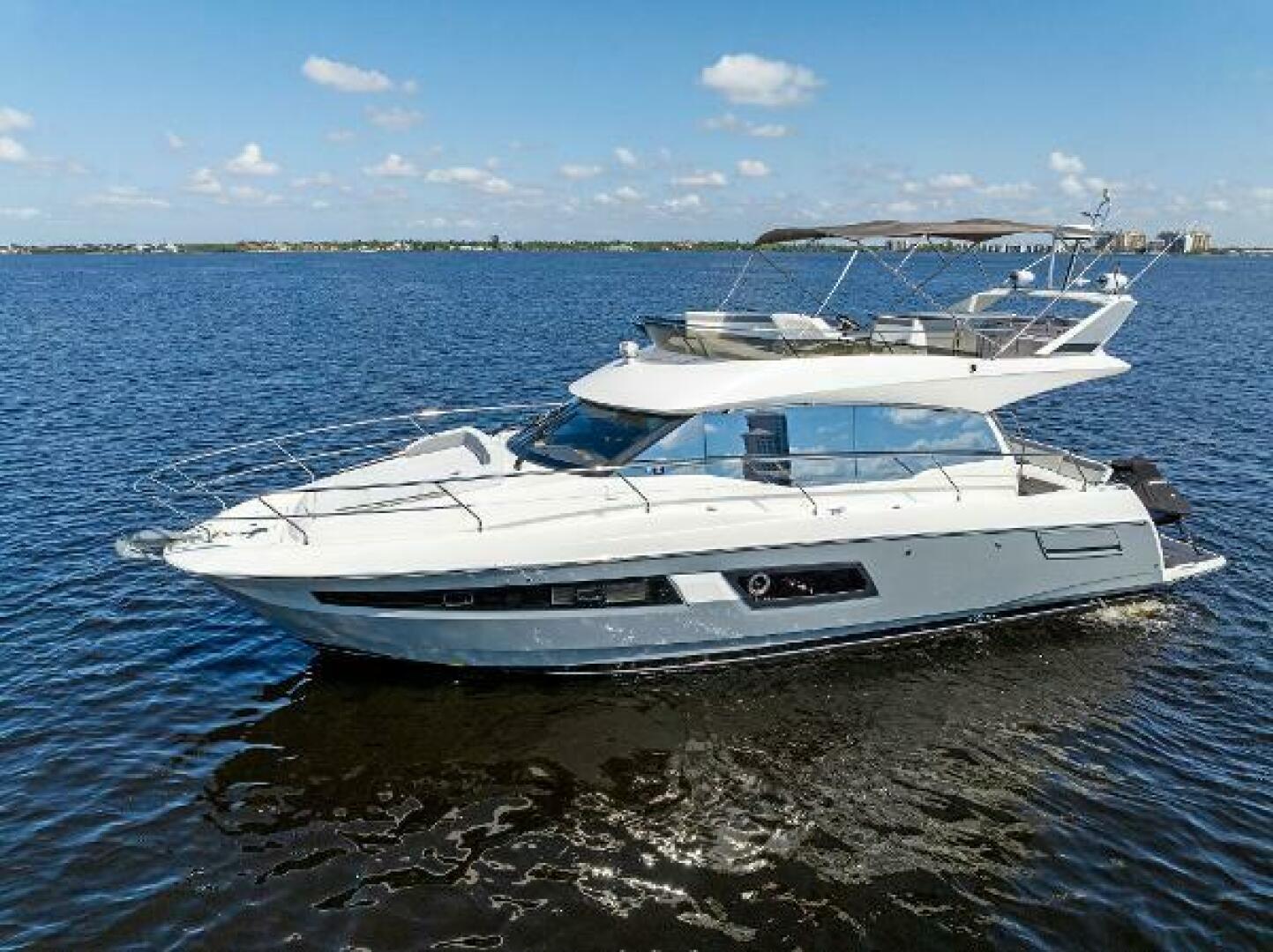 2018 Prestige 460