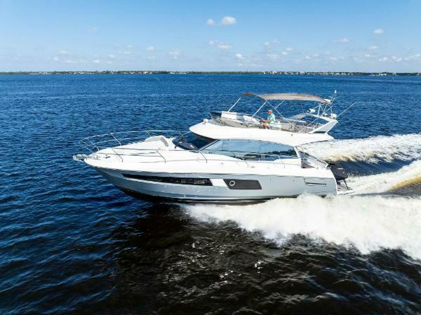 2018 Prestige 460