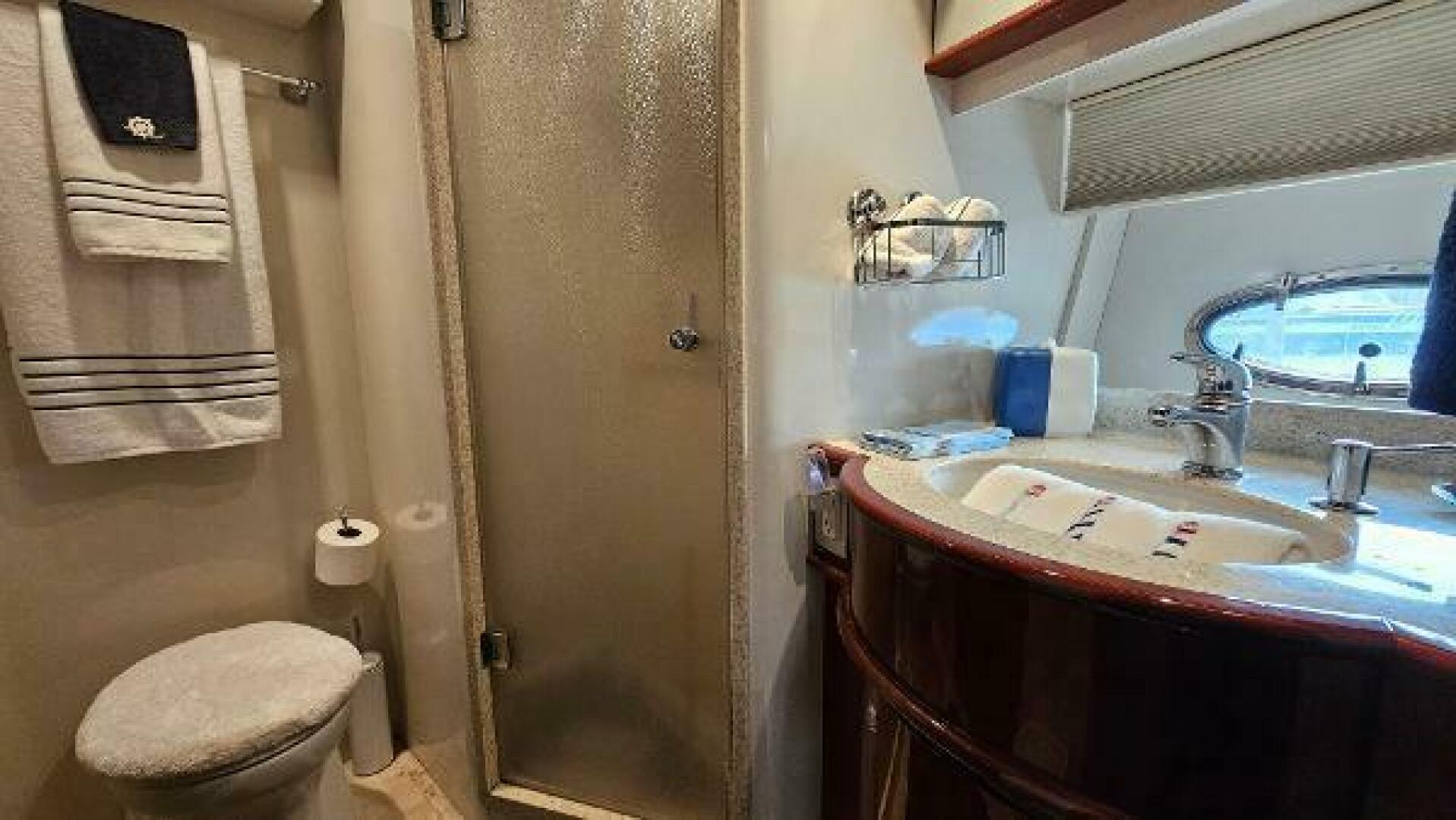 2005 Neptunus 56 flybridge