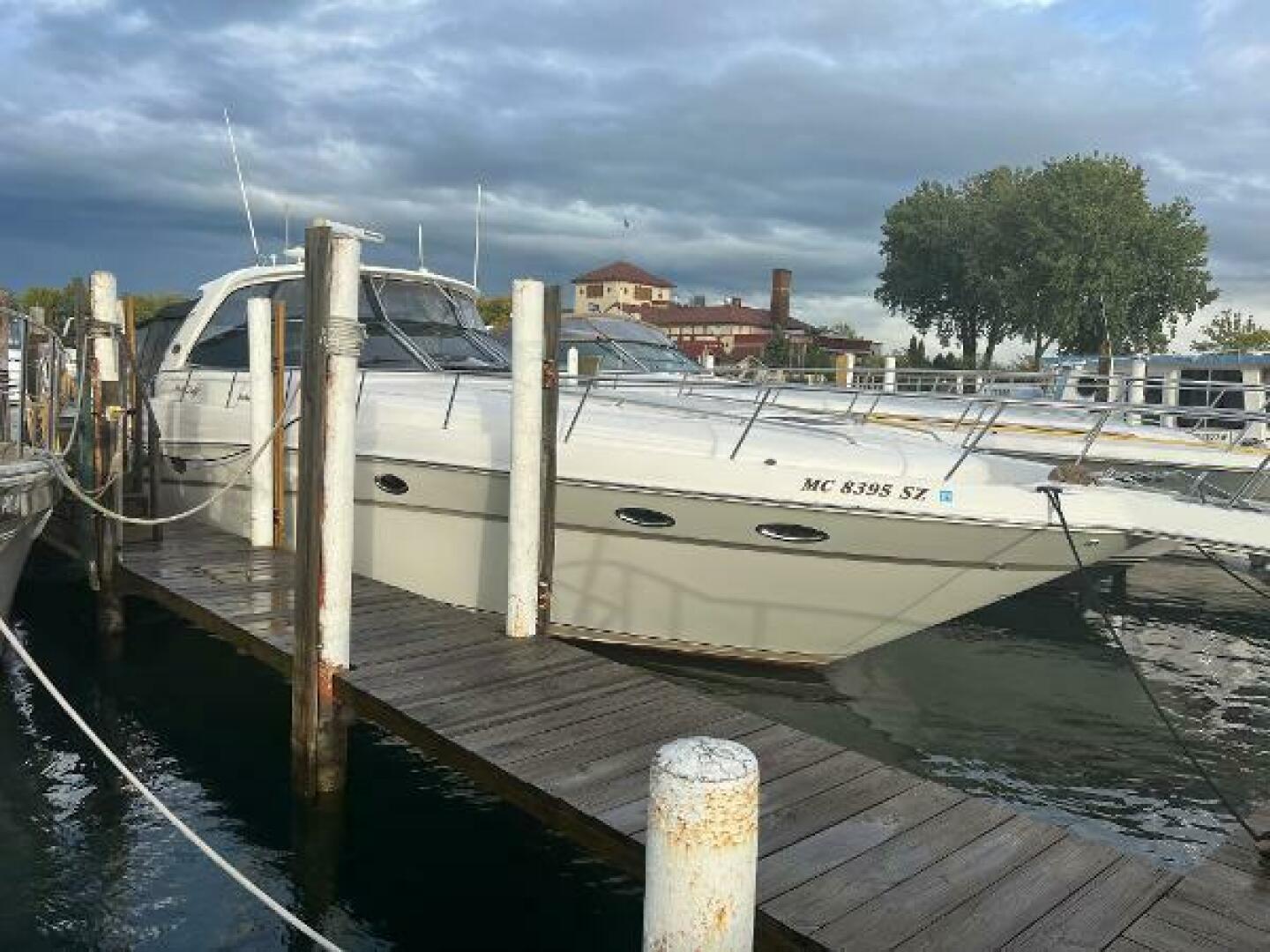 2001 Sea Ray 460 sundancer
