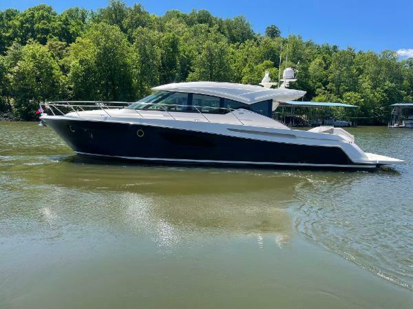 2019 Tiara c53