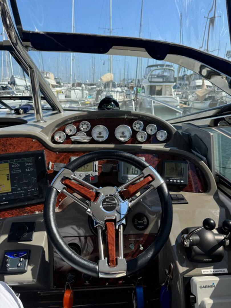 2008 Regal commodore 4060