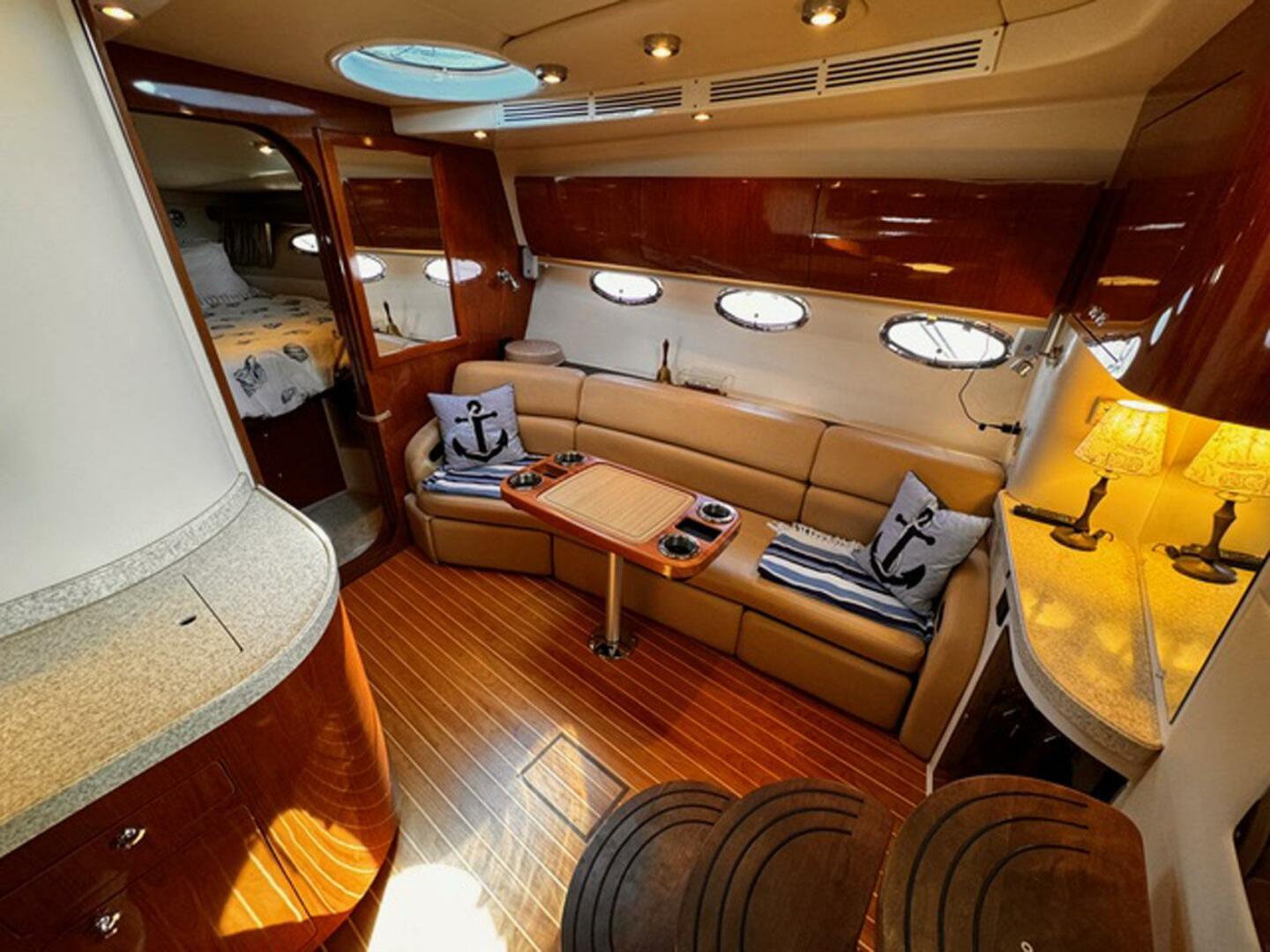 2008 Regal commodore 4060