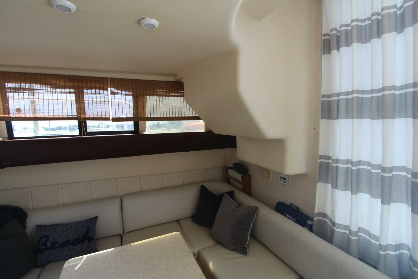 Bella Pazz 31ft Mainship Yacht For Sale