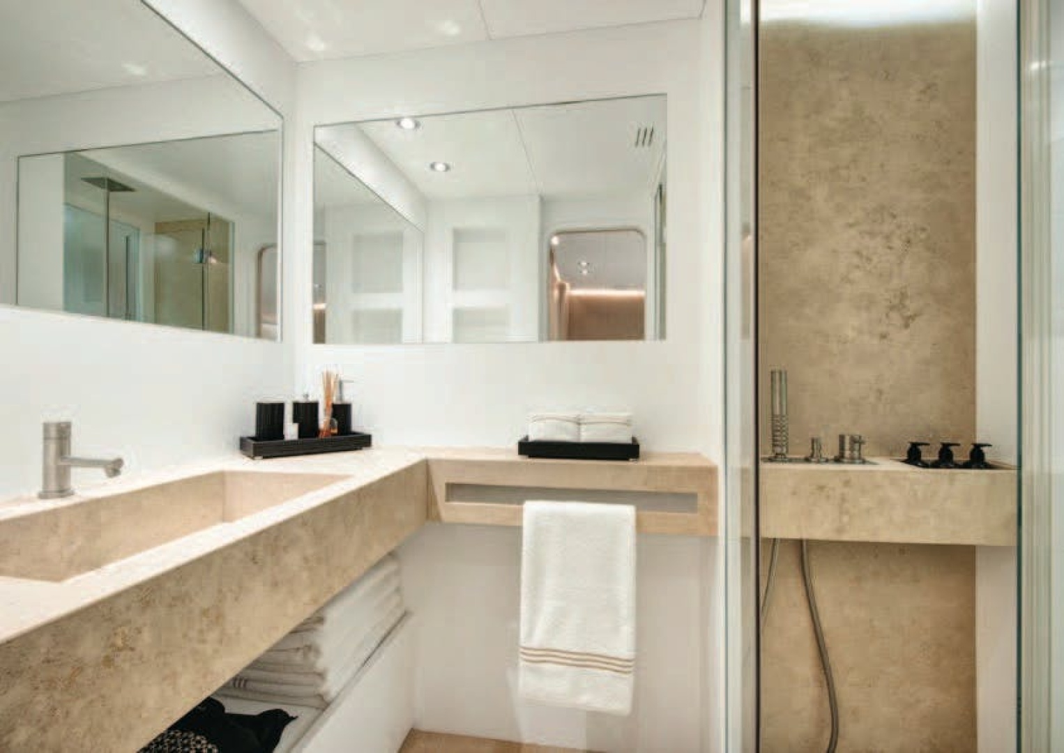 ATLANTIKA 131ft Costruzioni Navali Tigullio Castagnola Yacht For Sale