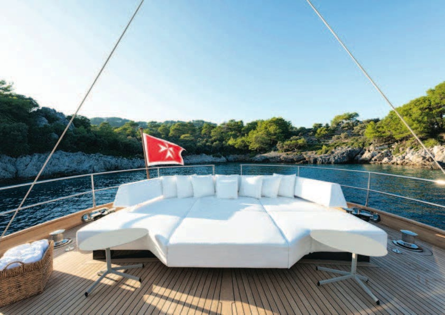 ATLANTIKA 131ft Costruzioni Navali Tigullio Castagnola Yacht For Sale