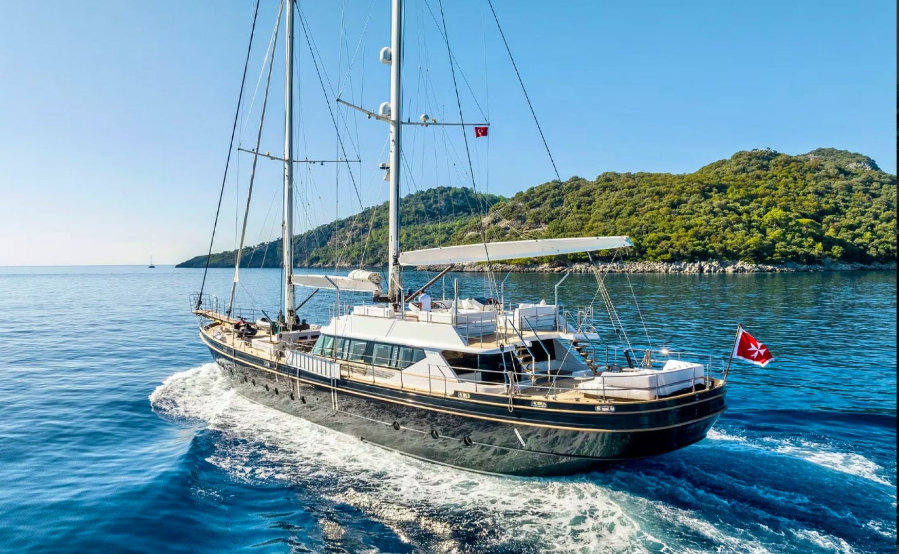 ATLANTIKA 131ft Costruzioni Navali Tigullio Castagnola Yacht For Sale