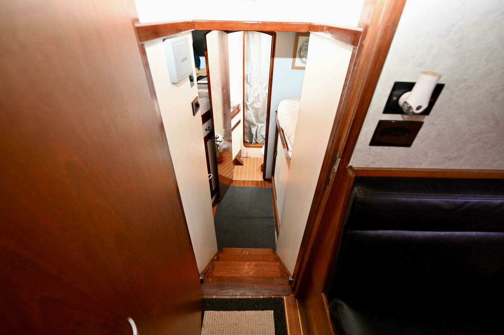 Captivator 84ft Palmer Johnson Yacht For Sale