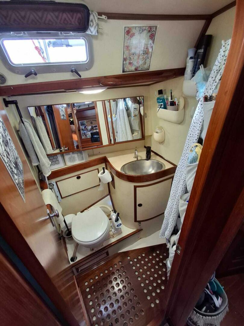 Hylas 44 Bahamas Annapolis Caribbean