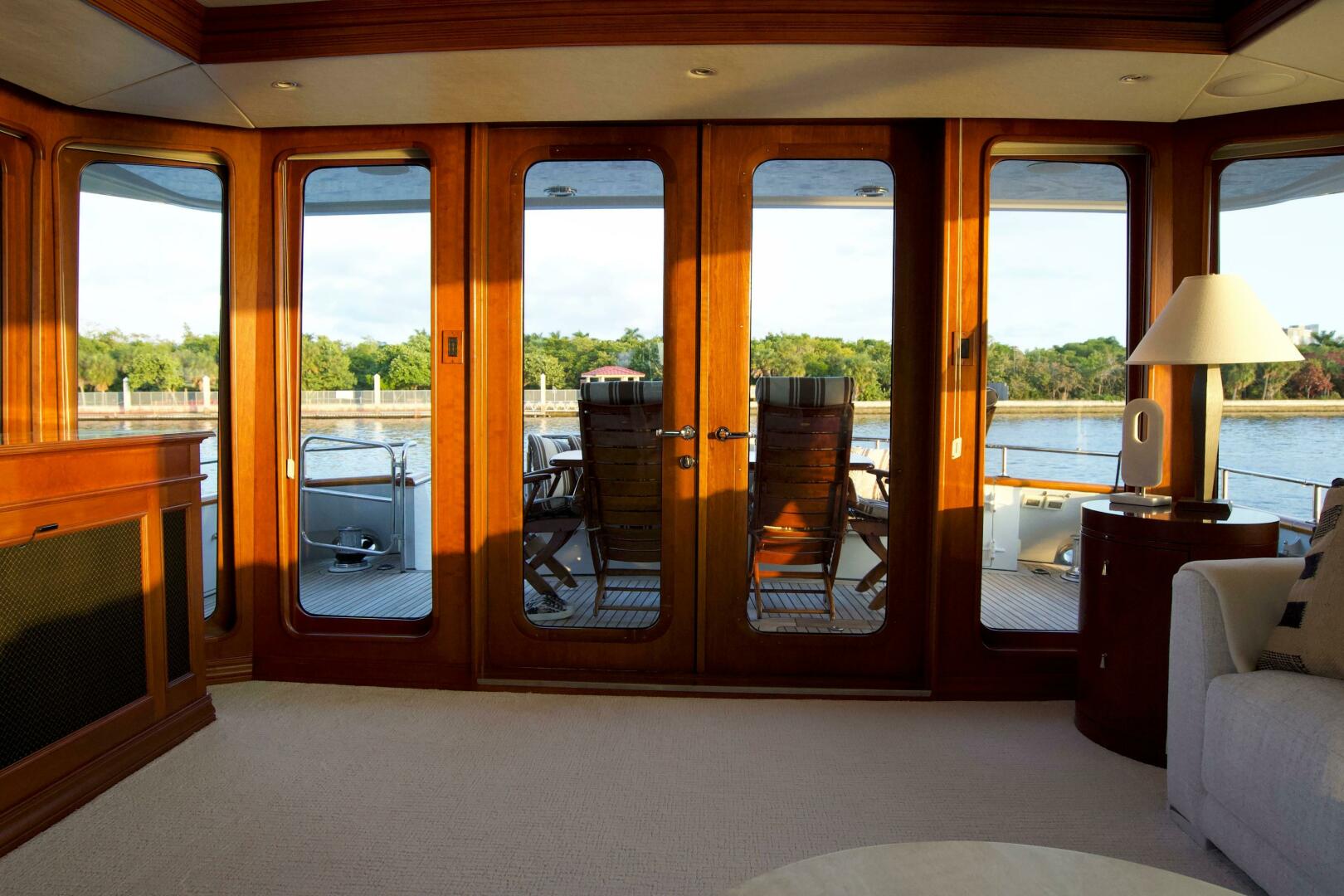 1999 Burger 85 deck house