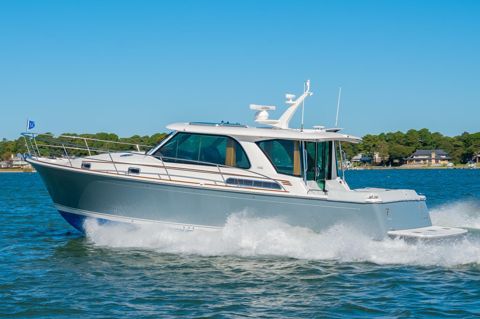 2026 Sabre 43 Running 17