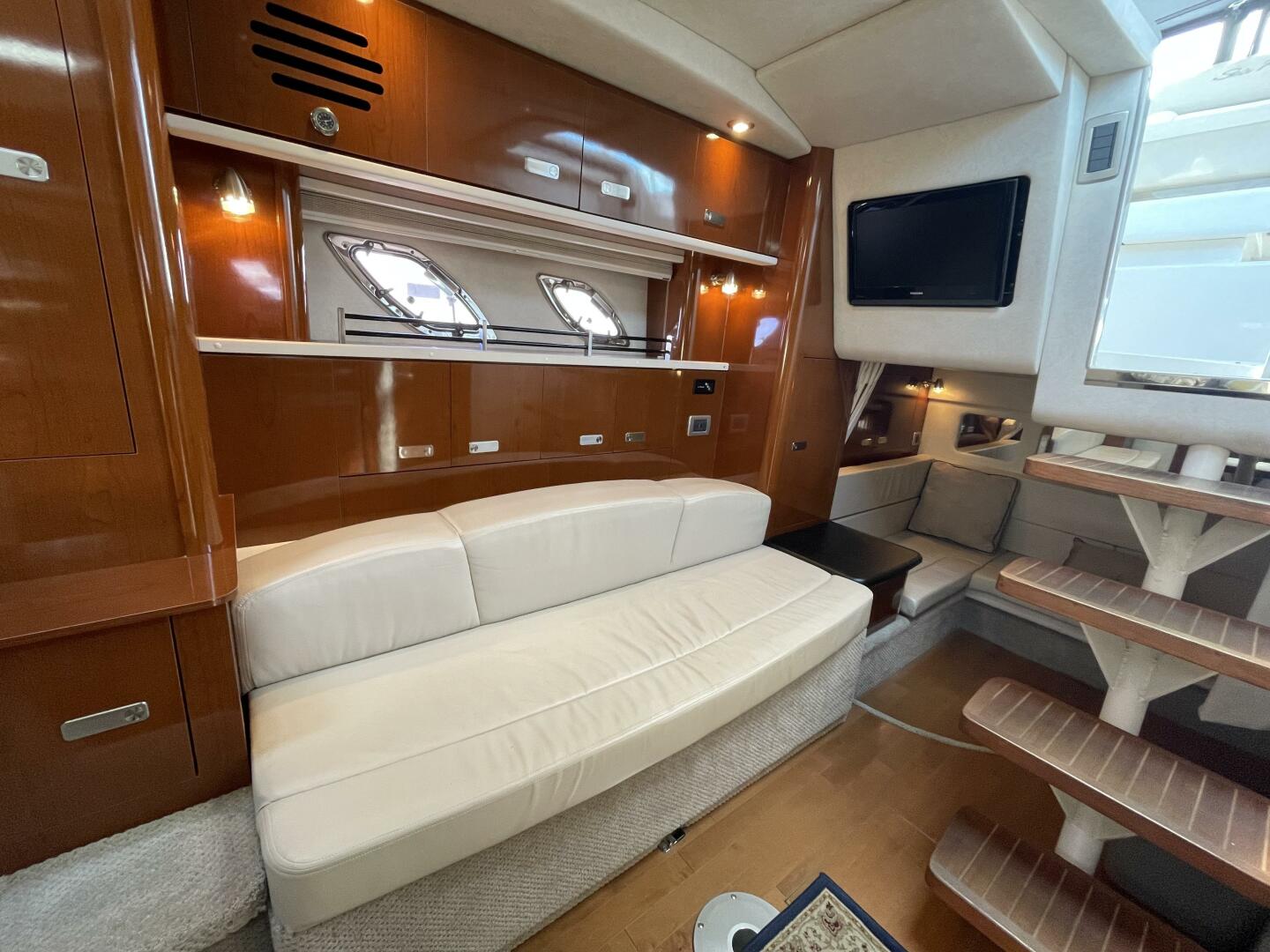 33ft Sea Ray Yacht For Sale