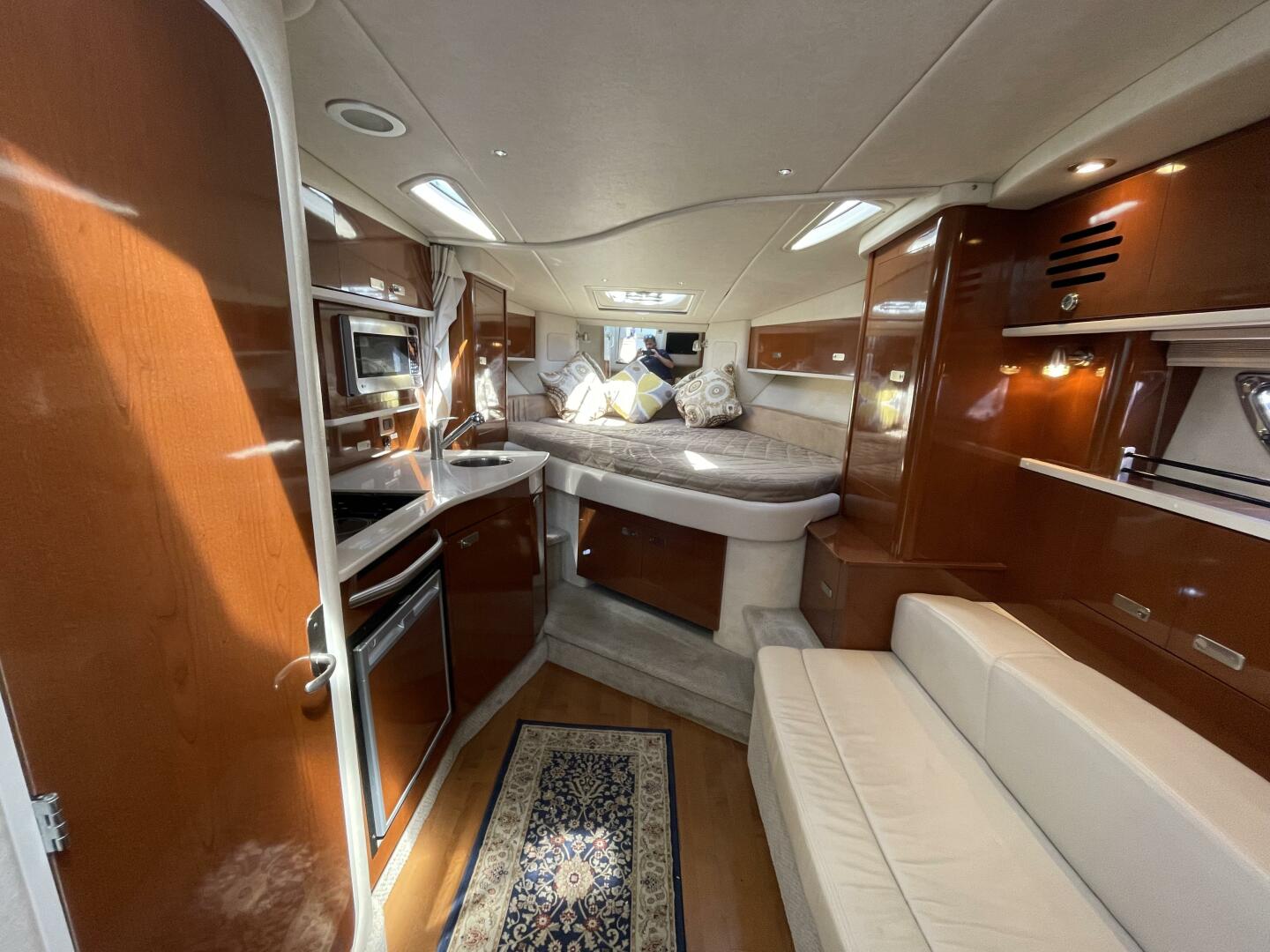 33ft Sea Ray Yacht For Sale
