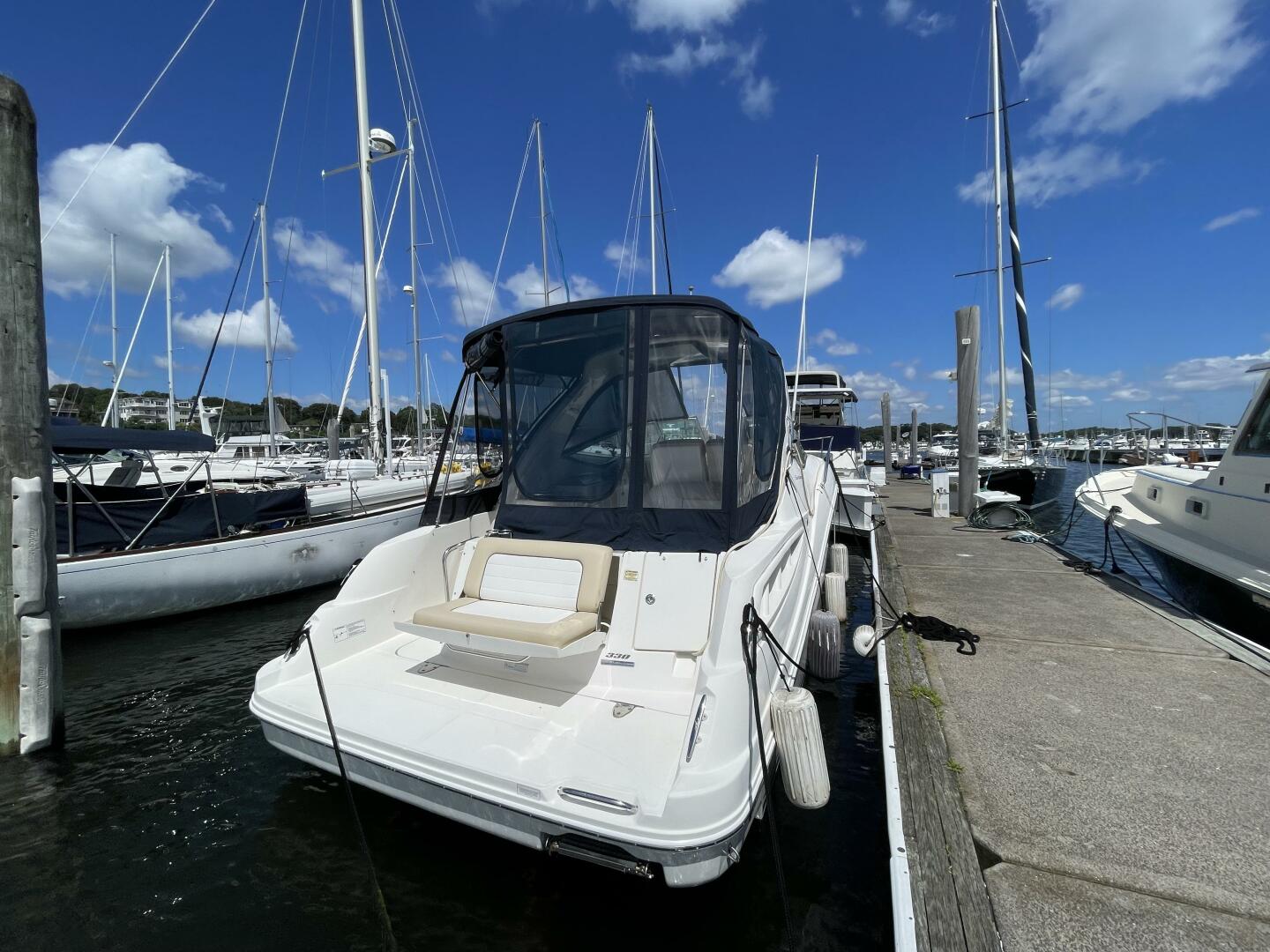 33ft Sea Ray Yacht For Sale