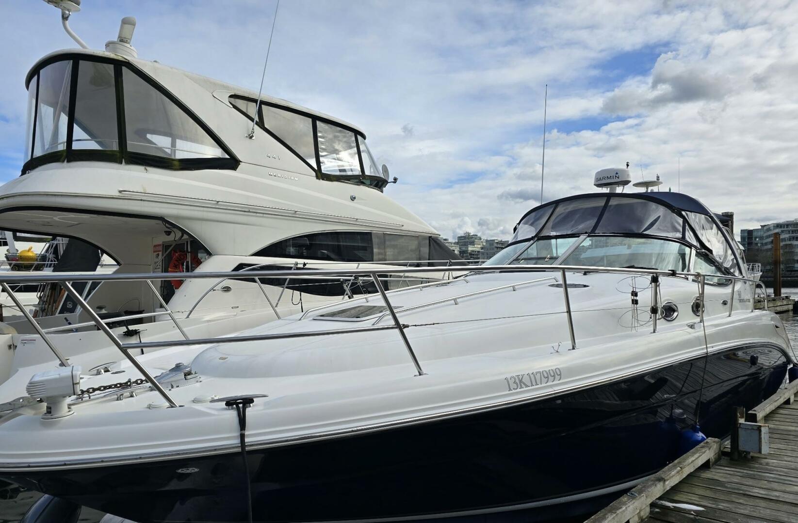 36ft Sea Ray Yacht For Sale