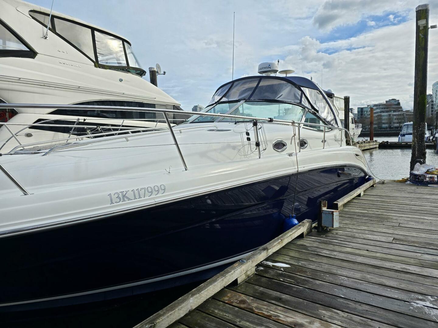 36ft Sea Ray Yacht For Sale
