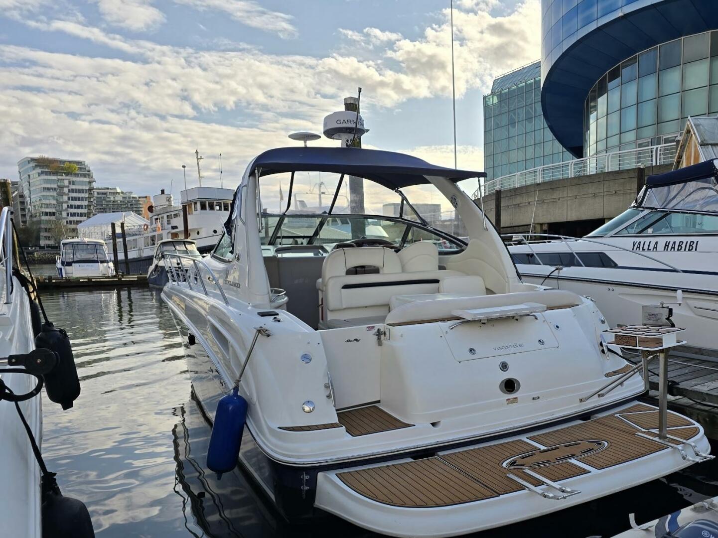 36ft Sea Ray Yacht For Sale