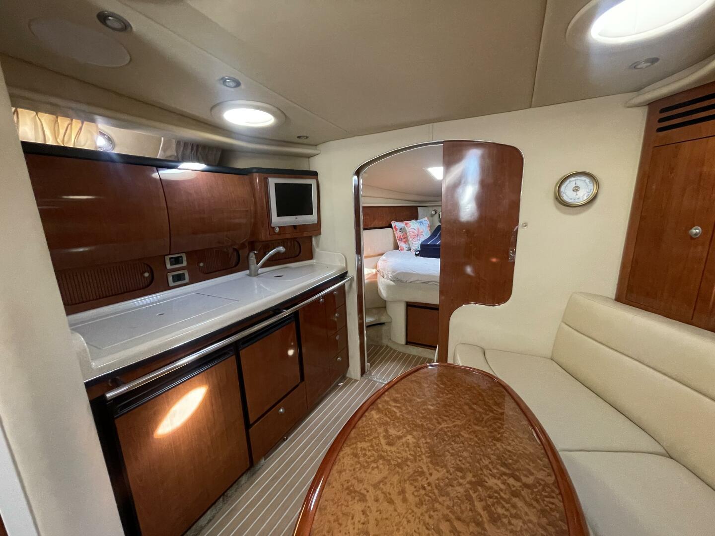 36ft Sea Ray Yacht For Sale