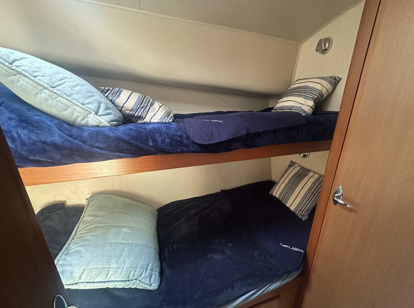 Current Addition 42ft Henriques Yacht For Sale