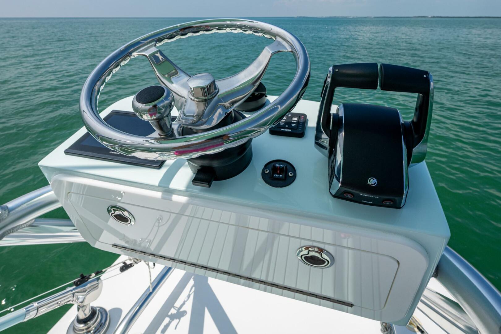 31ft SeaHunter Yacht For Sale
