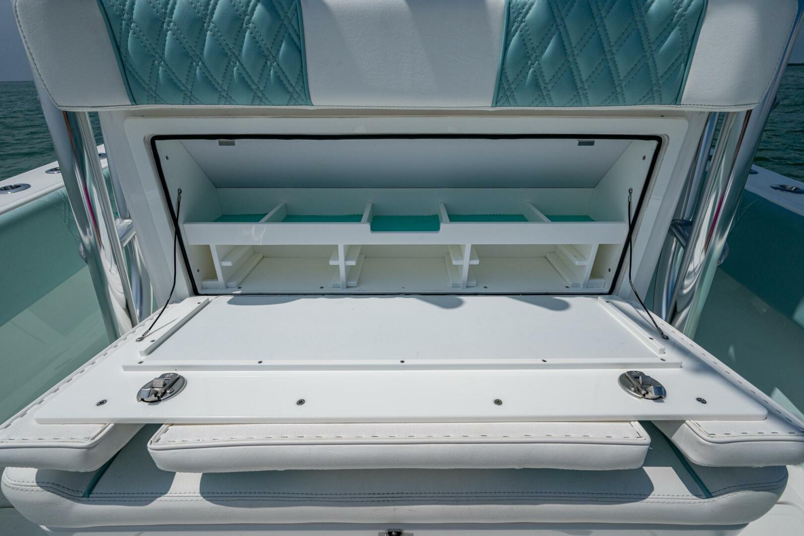 31ft SeaHunter Yacht For Sale