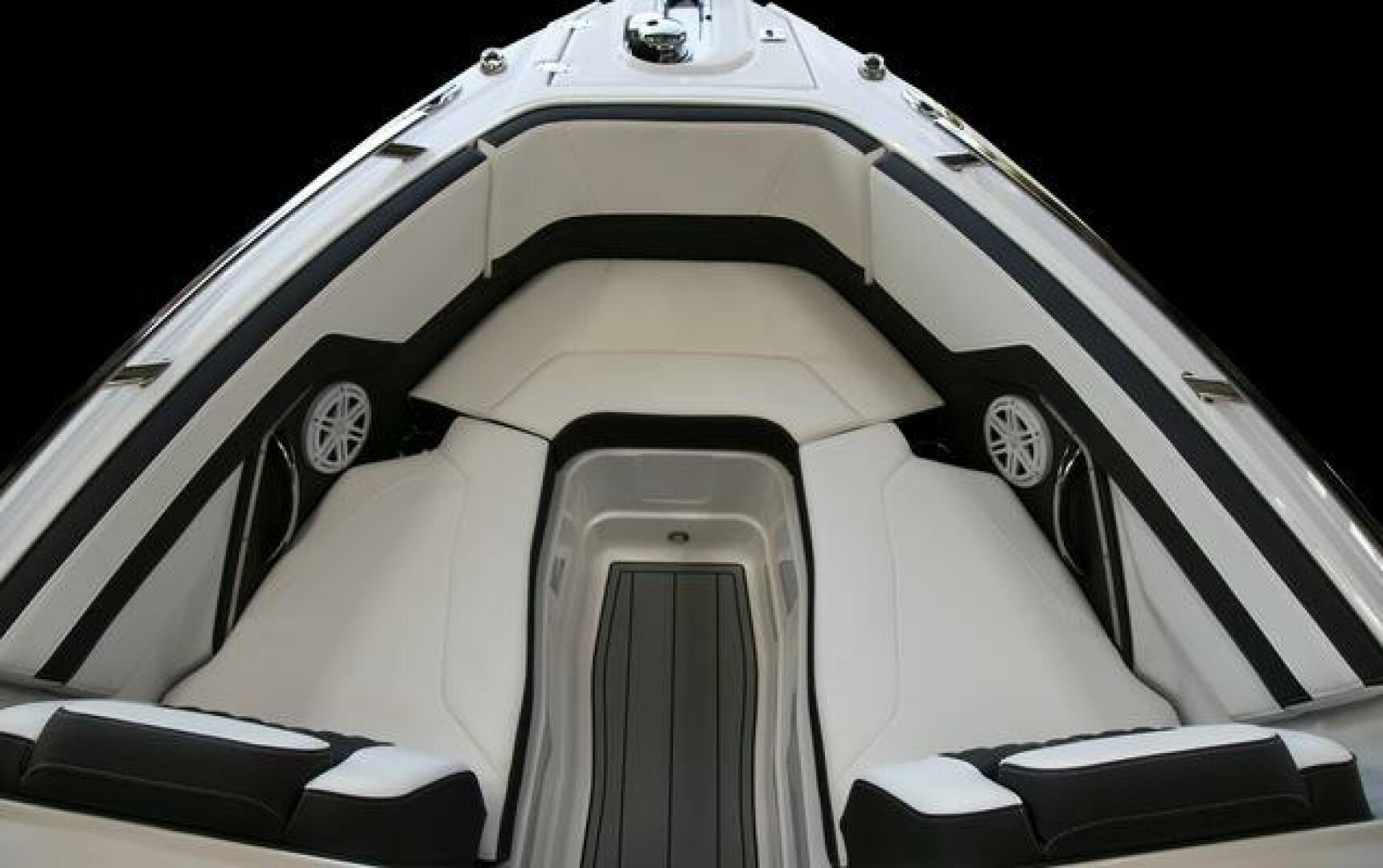 2025 Monterey M-255-6
