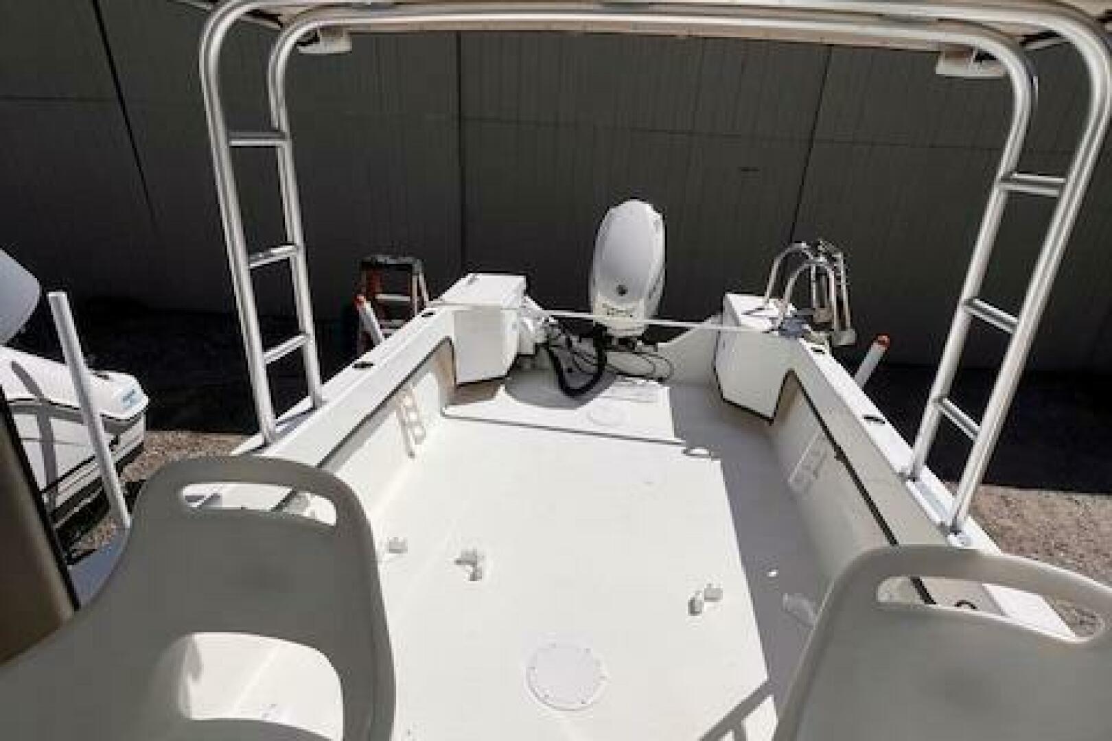 23ft May Craft Yacht For Sale