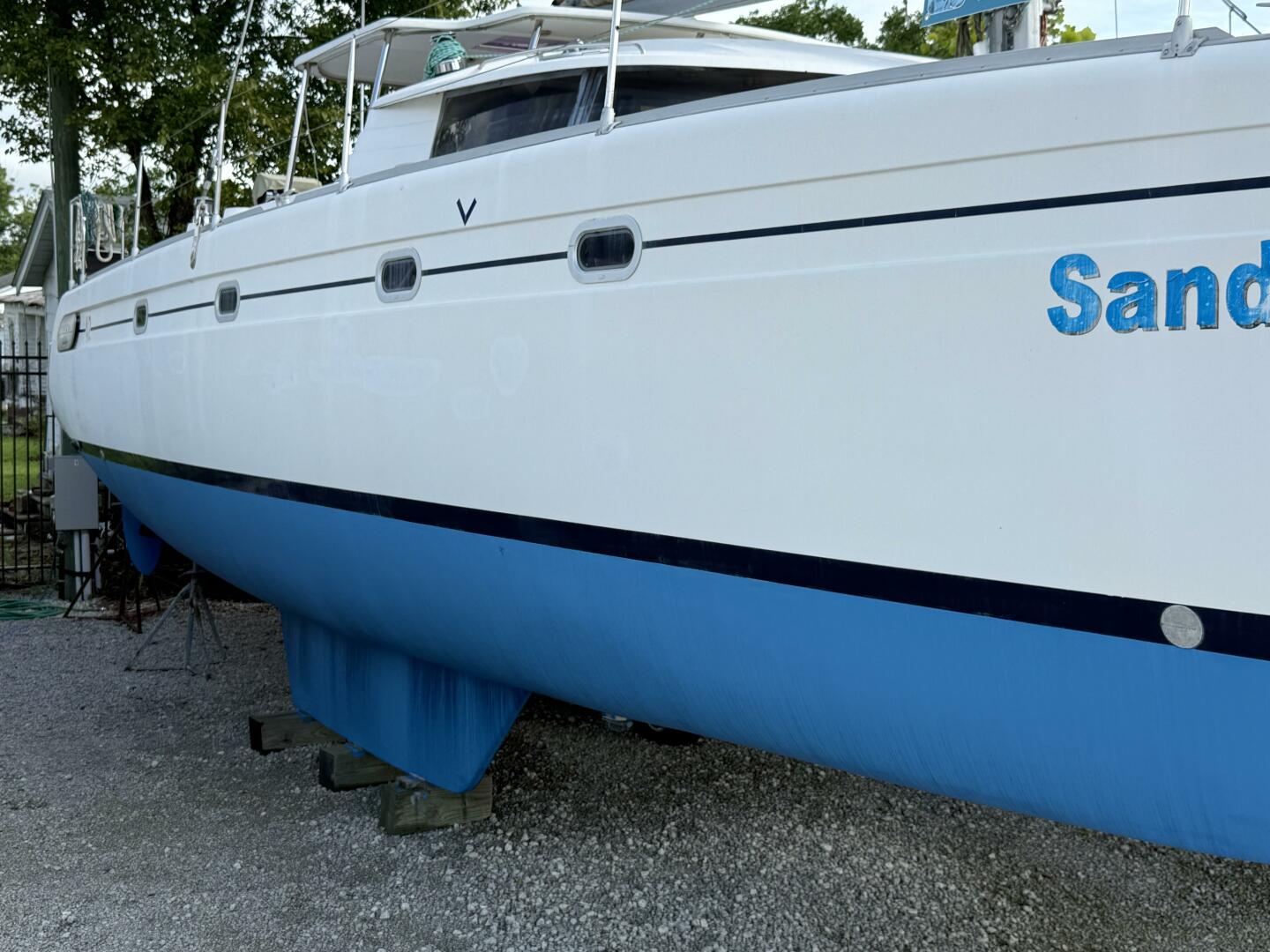 SANDY K 42ft Fountaine Pajot Yacht For Sale