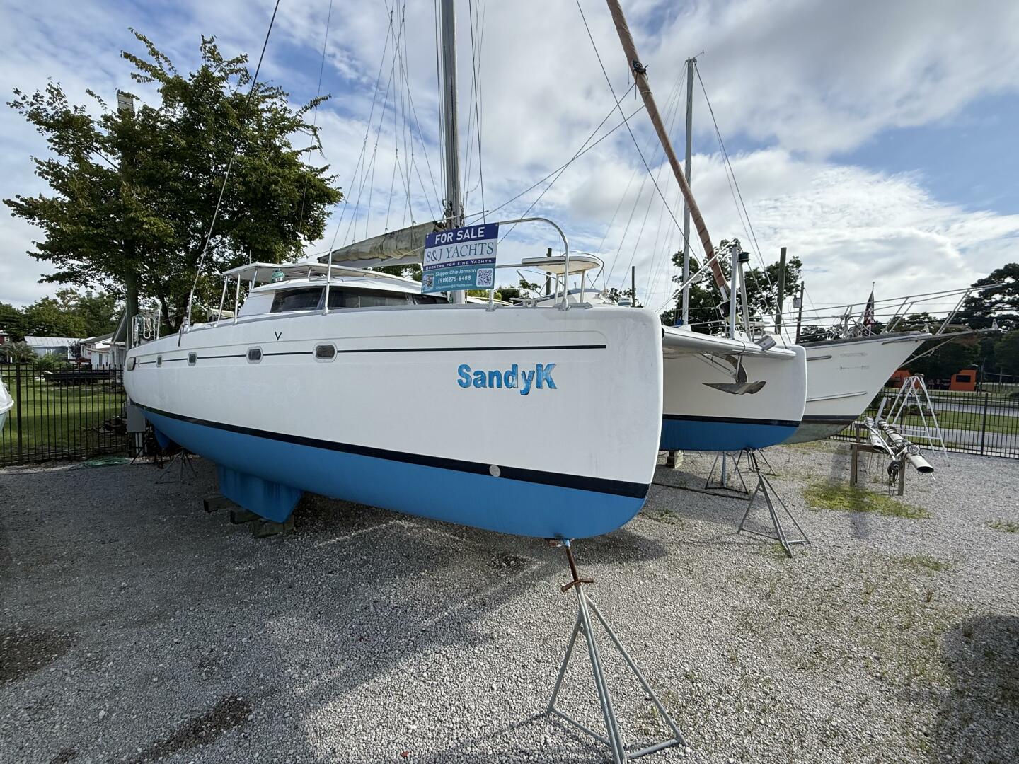 SANDY K 42ft Fountaine Pajot Yacht For Sale