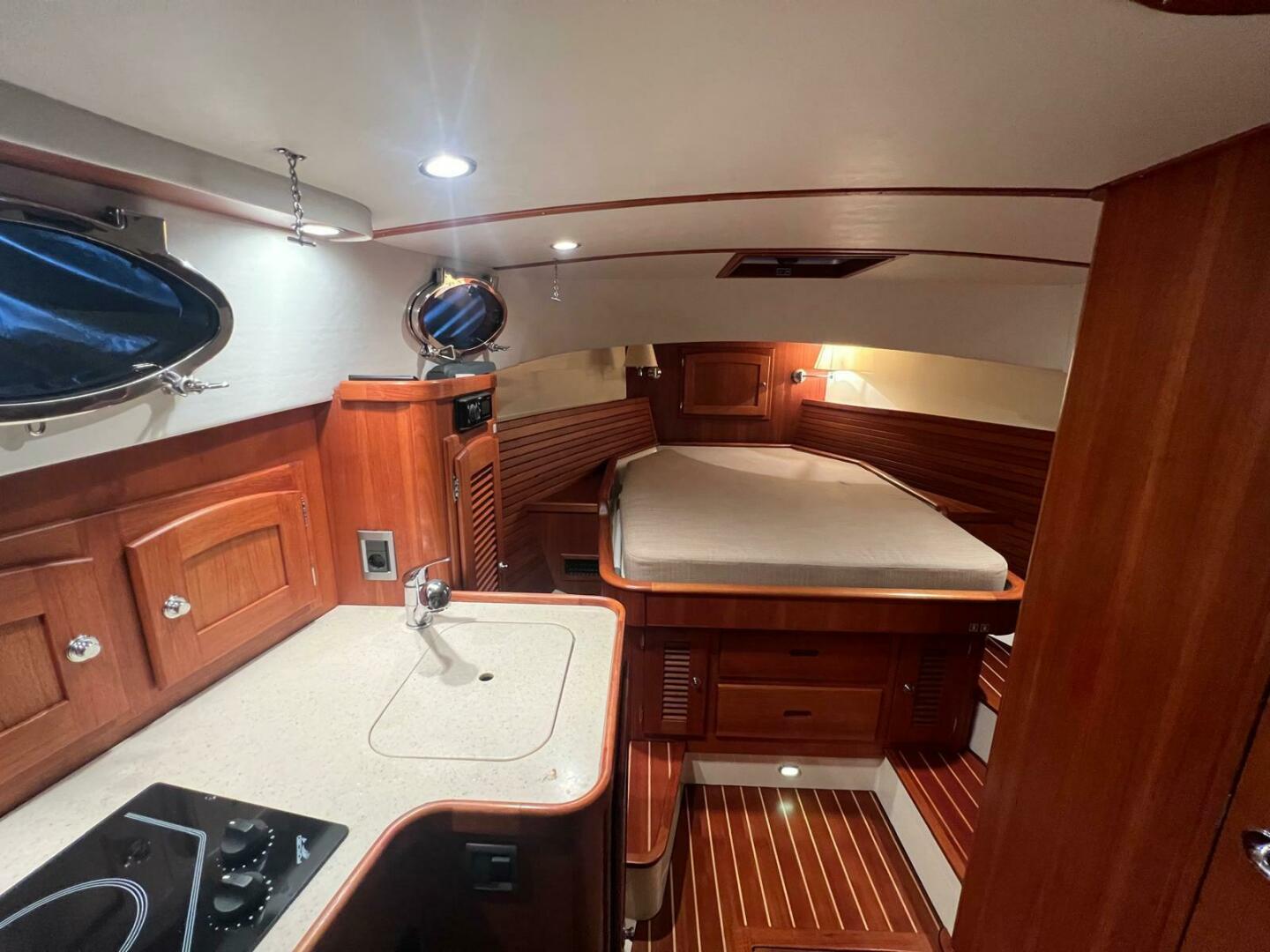 San Juan 40 Galley And Berth