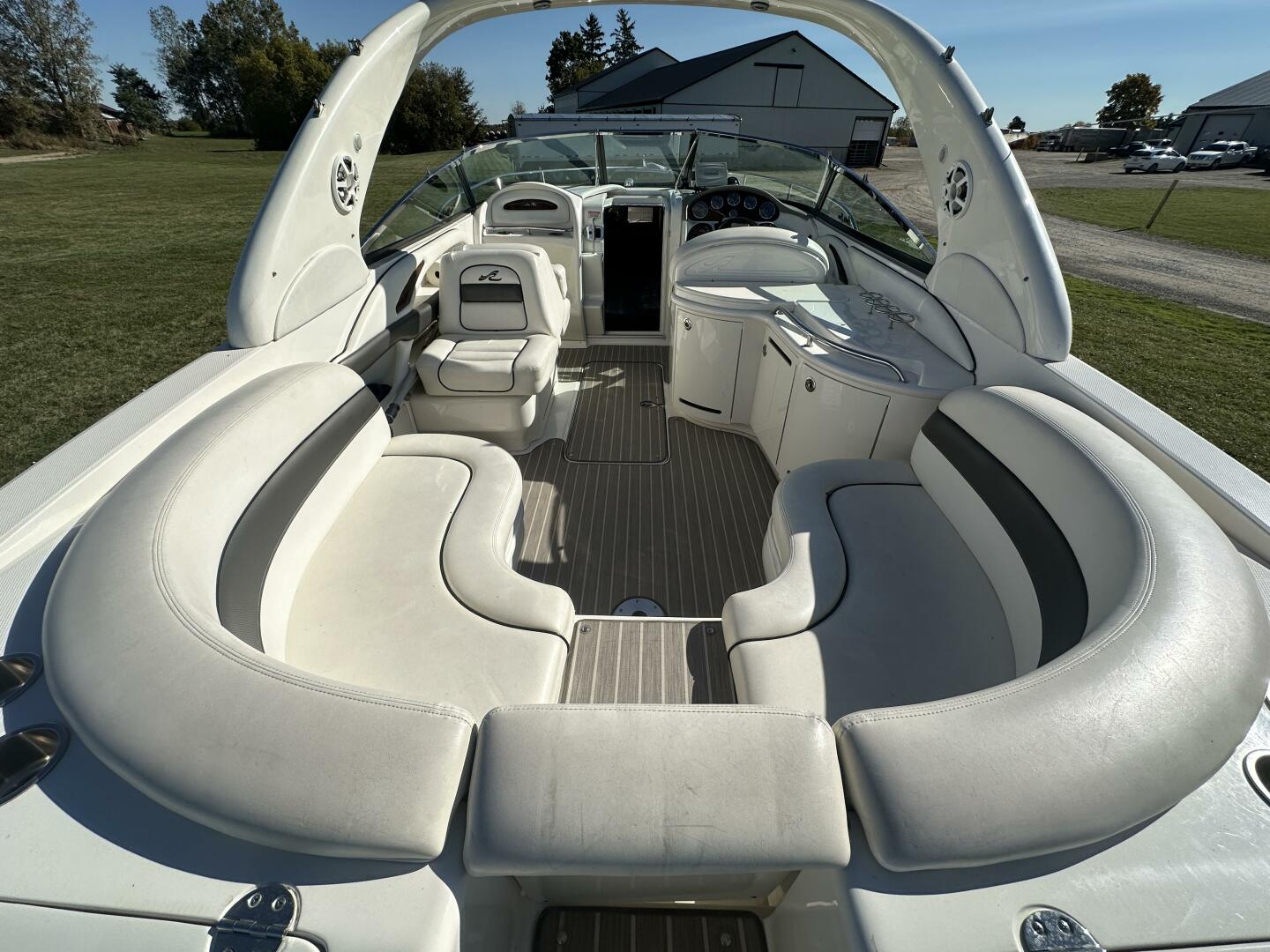 29ft Sea Ray Yacht For Sale