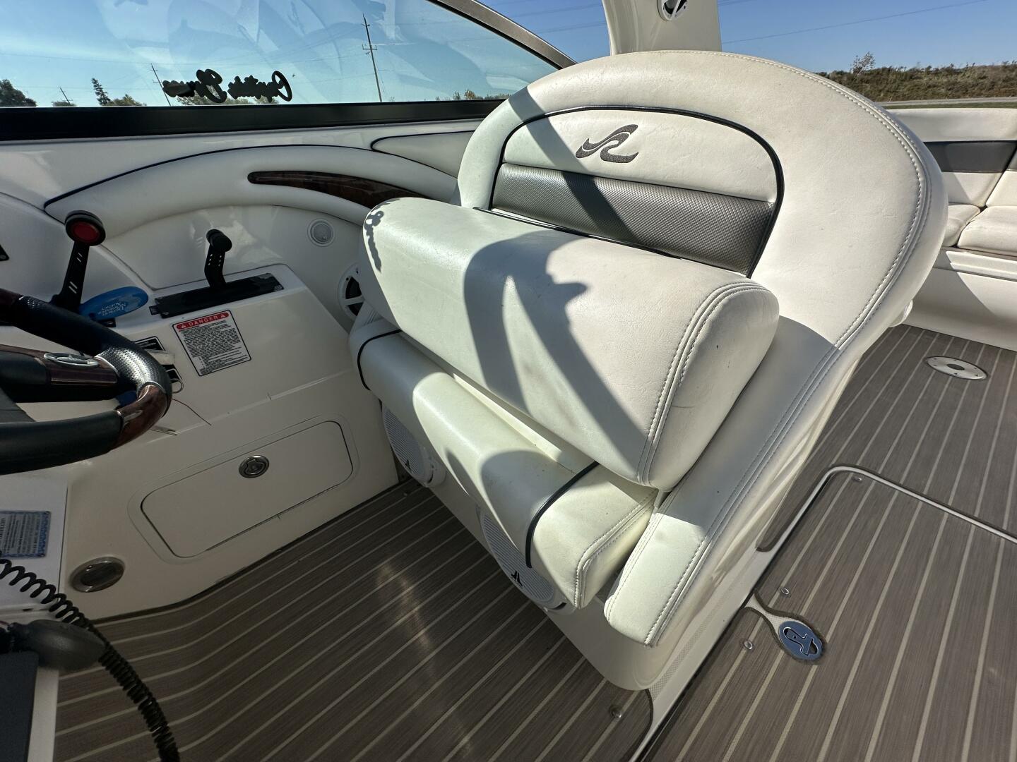 29ft Sea Ray Yacht For Sale