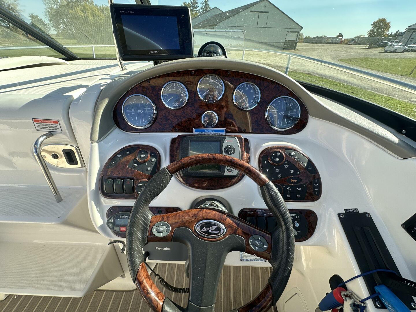 29ft Sea Ray Yacht For Sale
