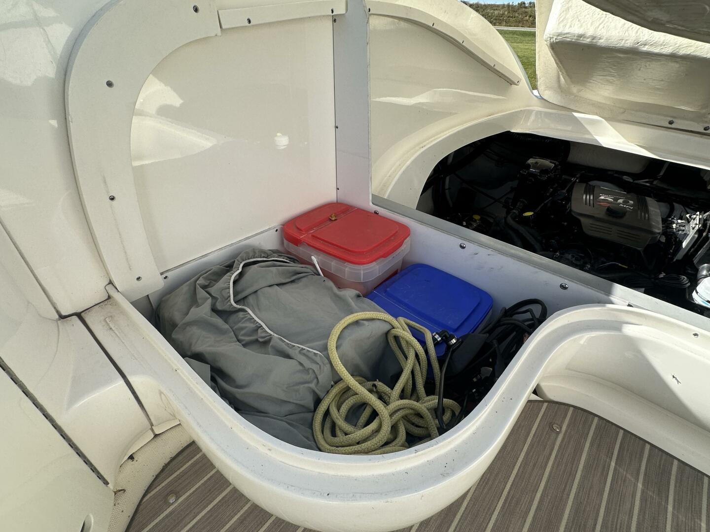29ft Sea Ray Yacht For Sale