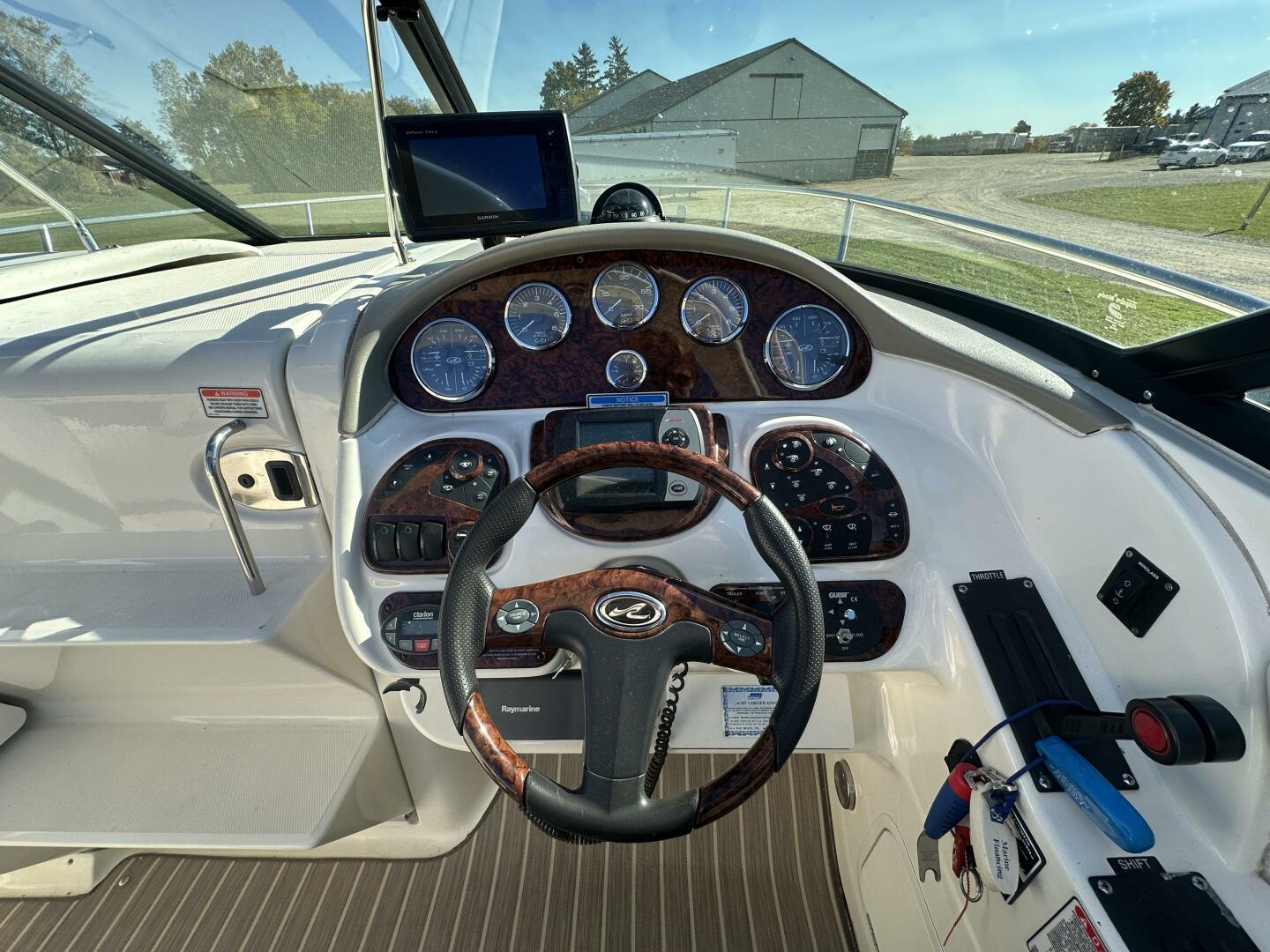 29ft Sea Ray Yacht For Sale