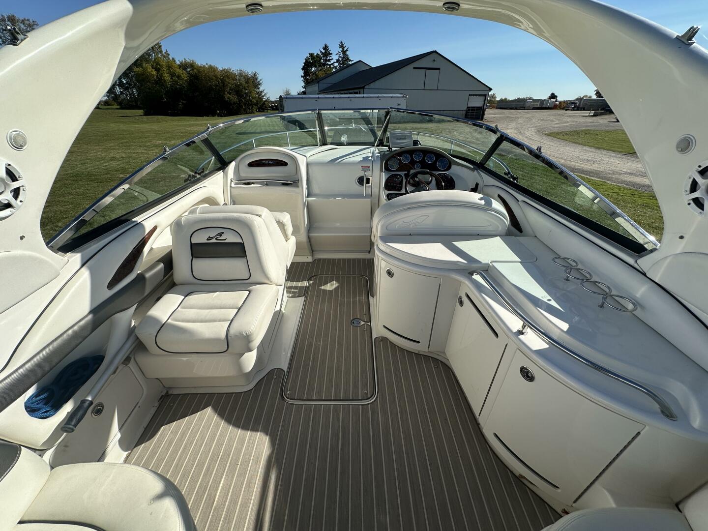 29ft Sea Ray Yacht For Sale